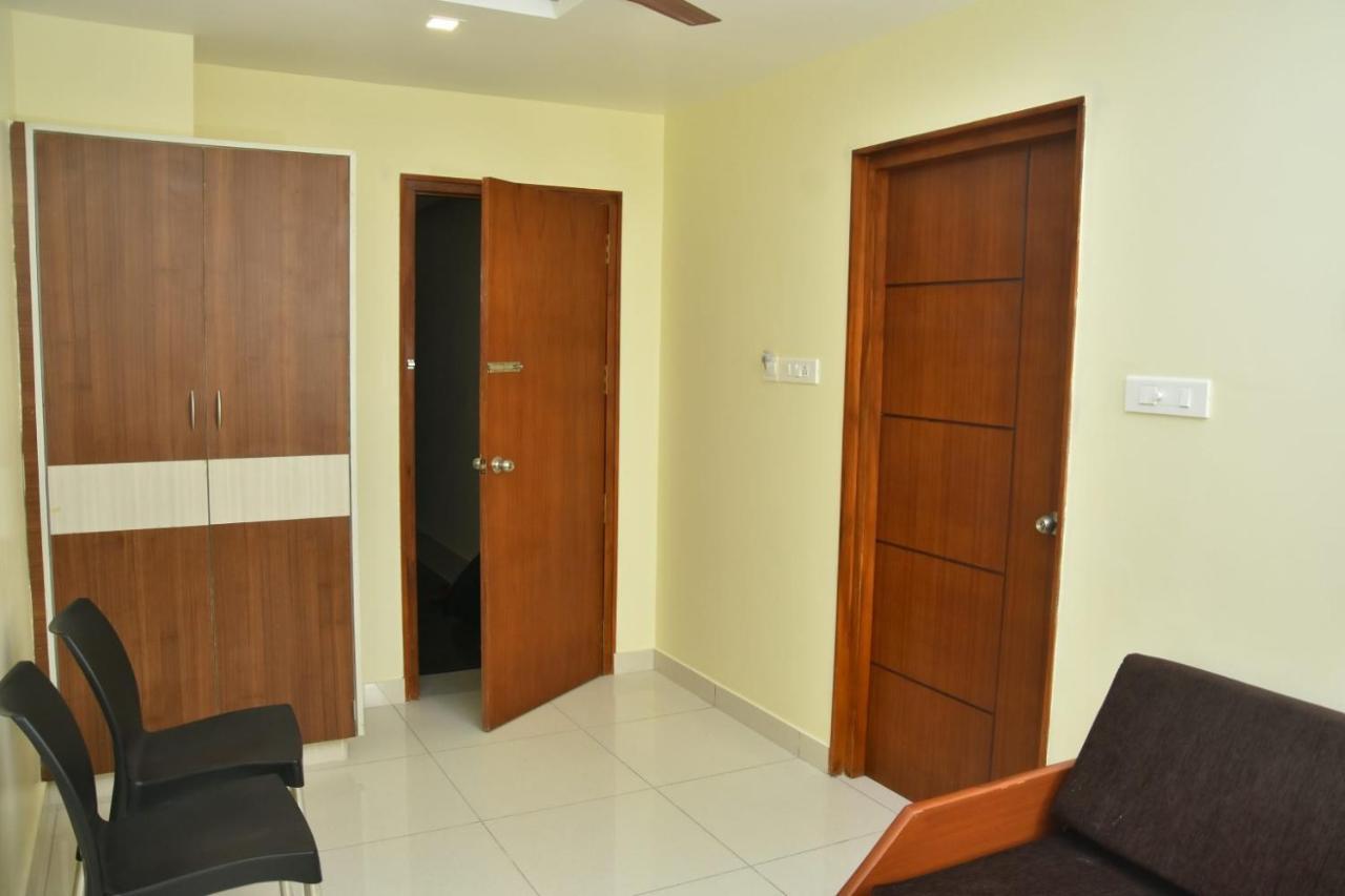 Hotel Le Arul Park Karaikal Esterno foto