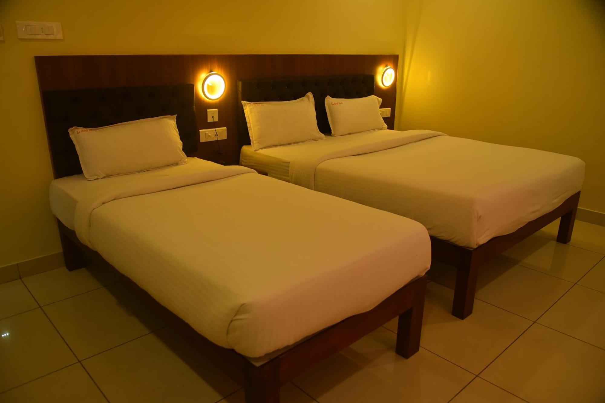 Hotel Le Arul Park Karaikal Esterno foto