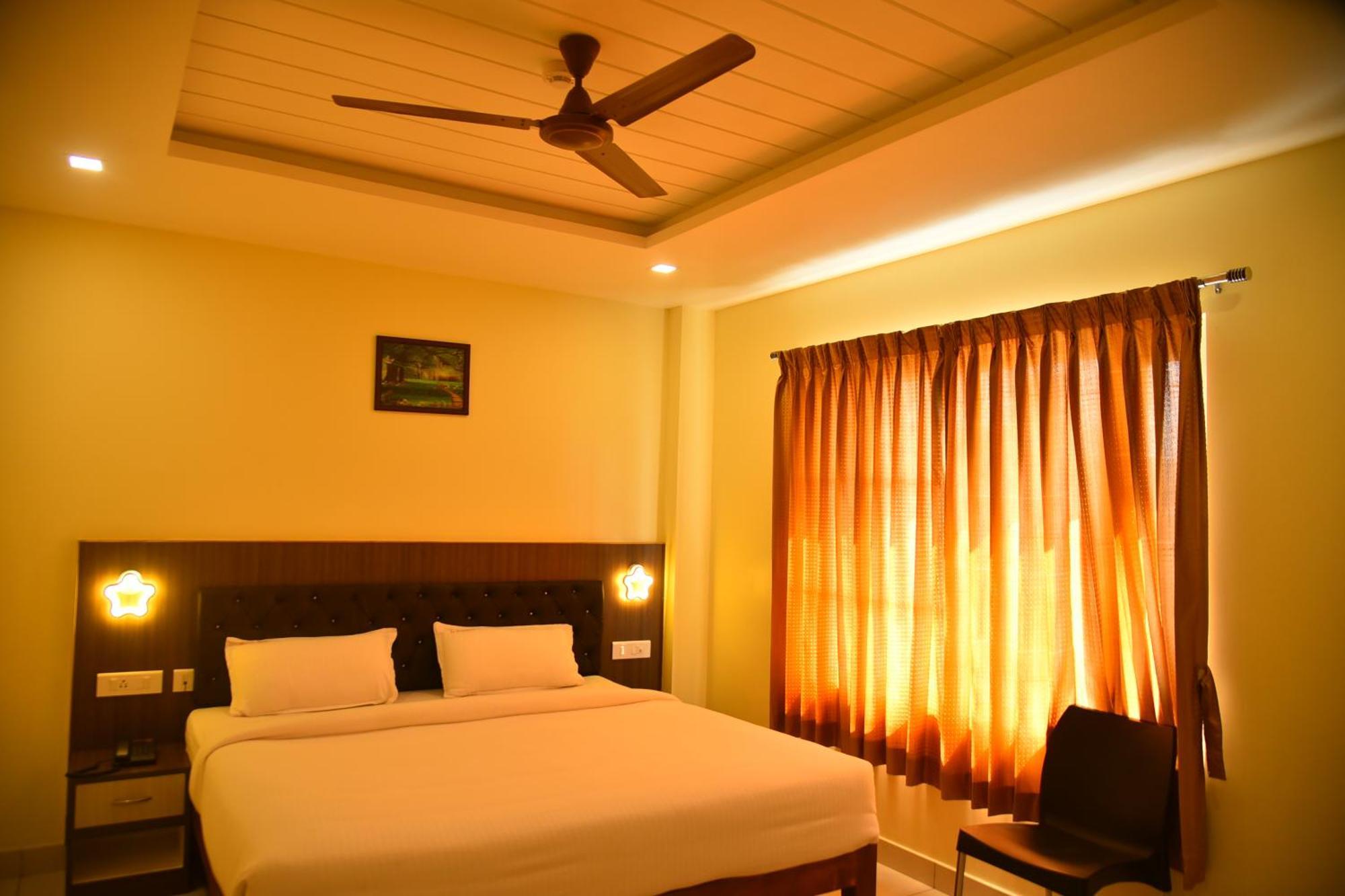 Hotel Le Arul Park Karaikal Camera foto